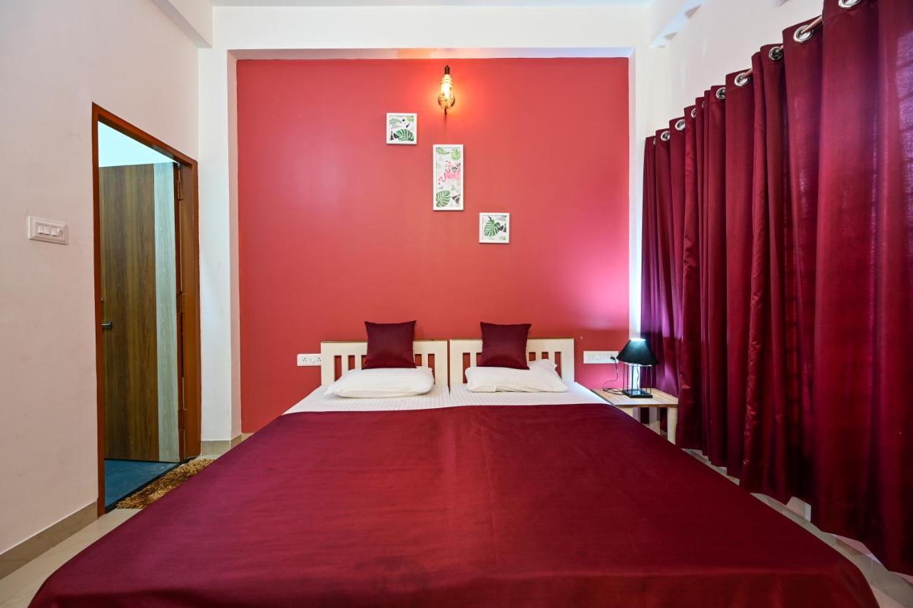 The Autumn Leaves Bhopal Bed & Breakfast Exterior photo
